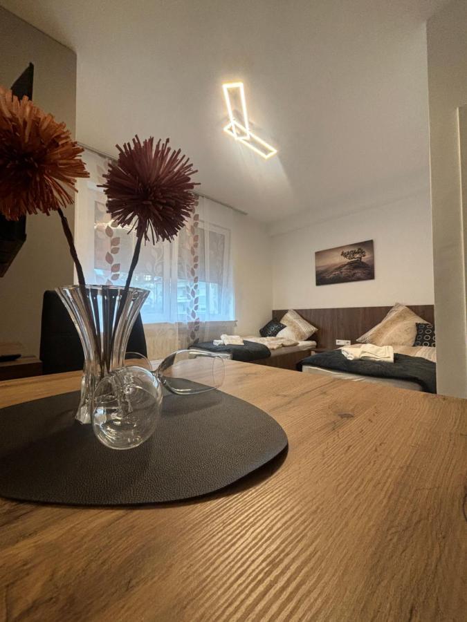 Lenti Duesseldorfer Apartment'S Eksteriør billede