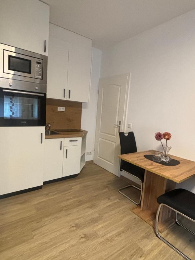 Lenti Duesseldorfer Apartment'S Eksteriør billede